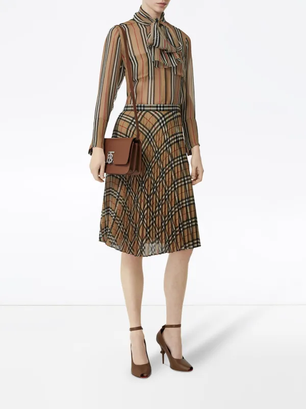 burberry pattern pleated skirt