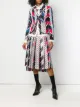 الصورة 2 من Thom Browne سترة كاجوال بطبعة ربطات عنق مخيوطة