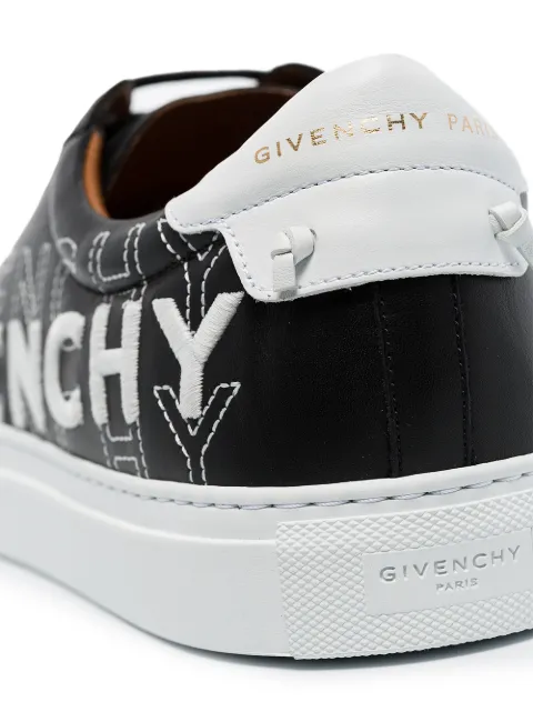 Givenchy Embroidered Logo Low Top Sneakers In Black
