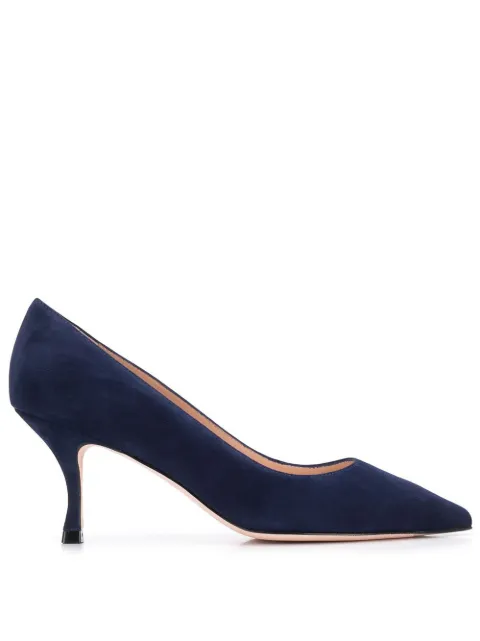 leigh pump stuart weitzman