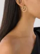 الصورة 2 من Georg Jensen أقراط مدورة بالذهب الأصفر 18 قيراط والألماس