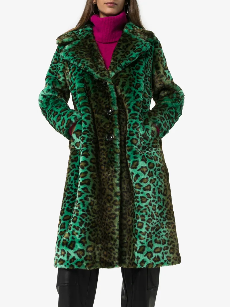 stand leopard coat