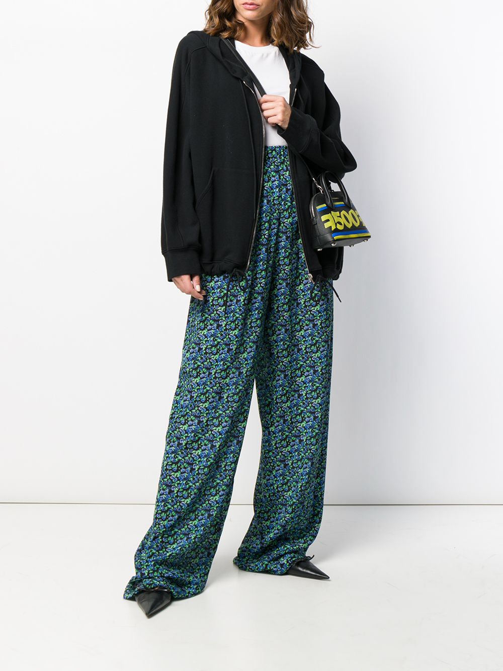 фото Balenciaga широкие брюки с цветочным принтом