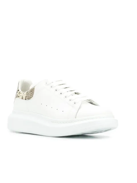 Alexander McQueen  Farfetch.Portal.Infrastructure.CrossCutting.ExperienceWebGateway.Variation.TextDescription  - Farfetch