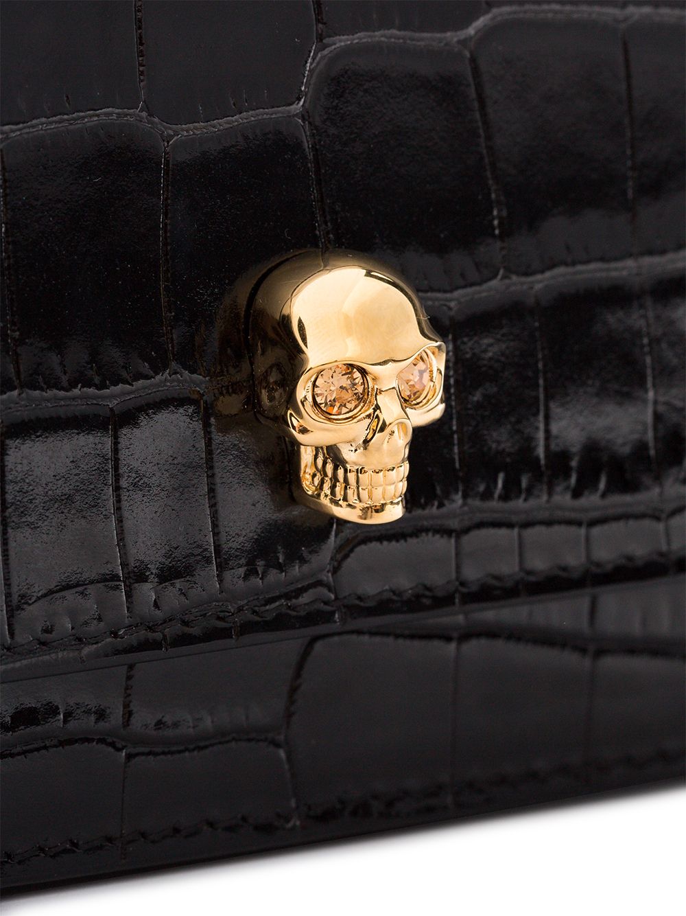 фото Alexander mcqueen мини-сумка через плечо skull с тиснением под крокодила