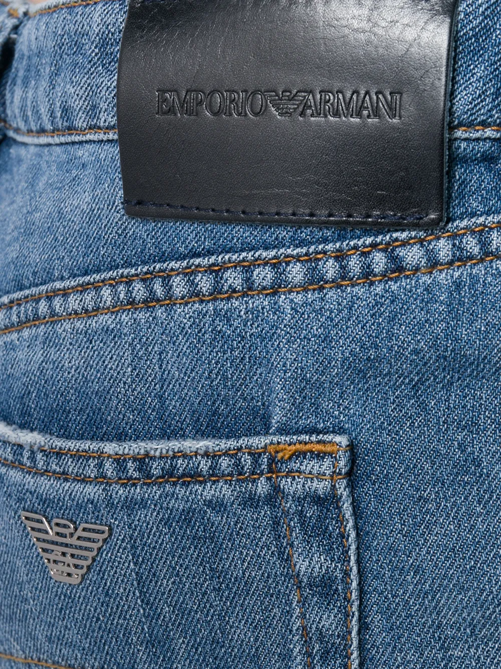 фото Emporio armani джинсы свободного кроя с логотипом