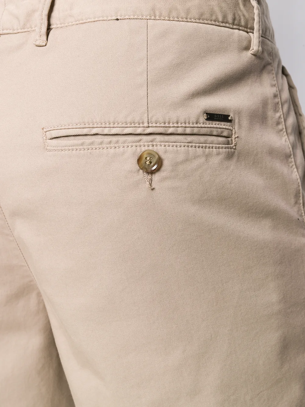 фото Boss бермуды по колено