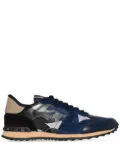 Valentino Garavani Rockstud Rockrunner camouflage sneakers - Blue