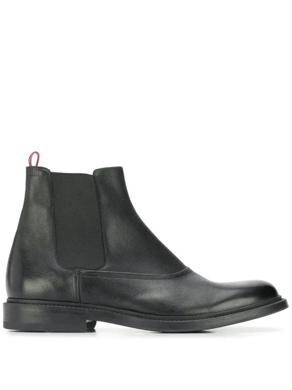bally black boots