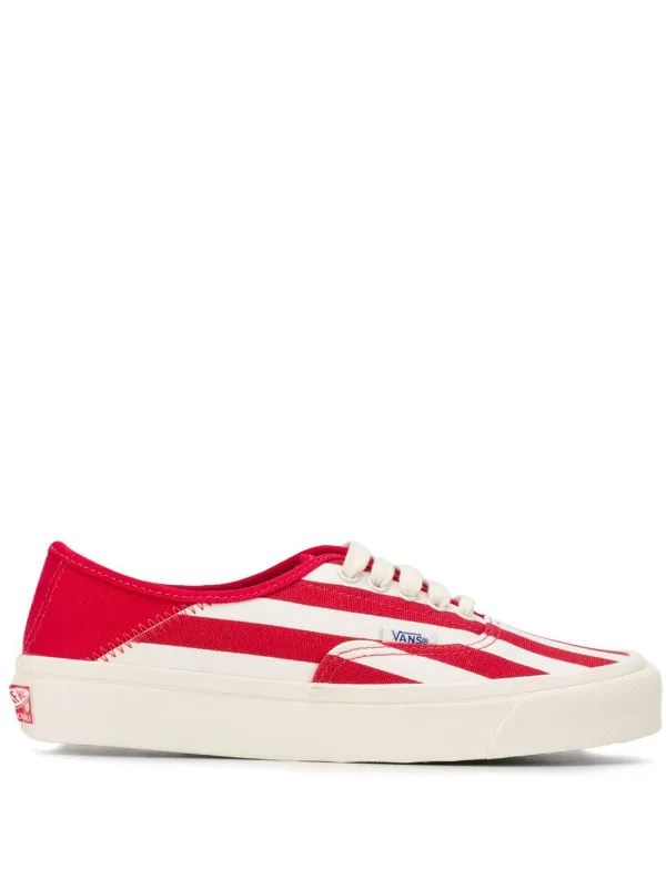 vans listrado preto e branco