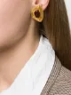 الصورة 2 من Chanel Pre-Owned أقراط بالكبس