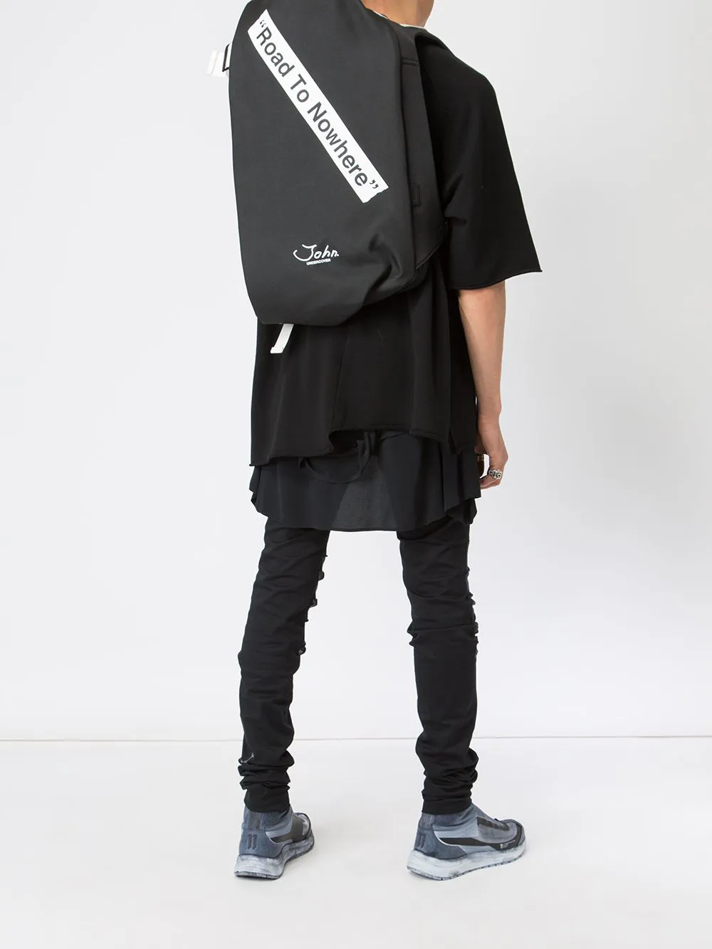 JohnUNDERCOVER road to nowhere print backpack | Image 2