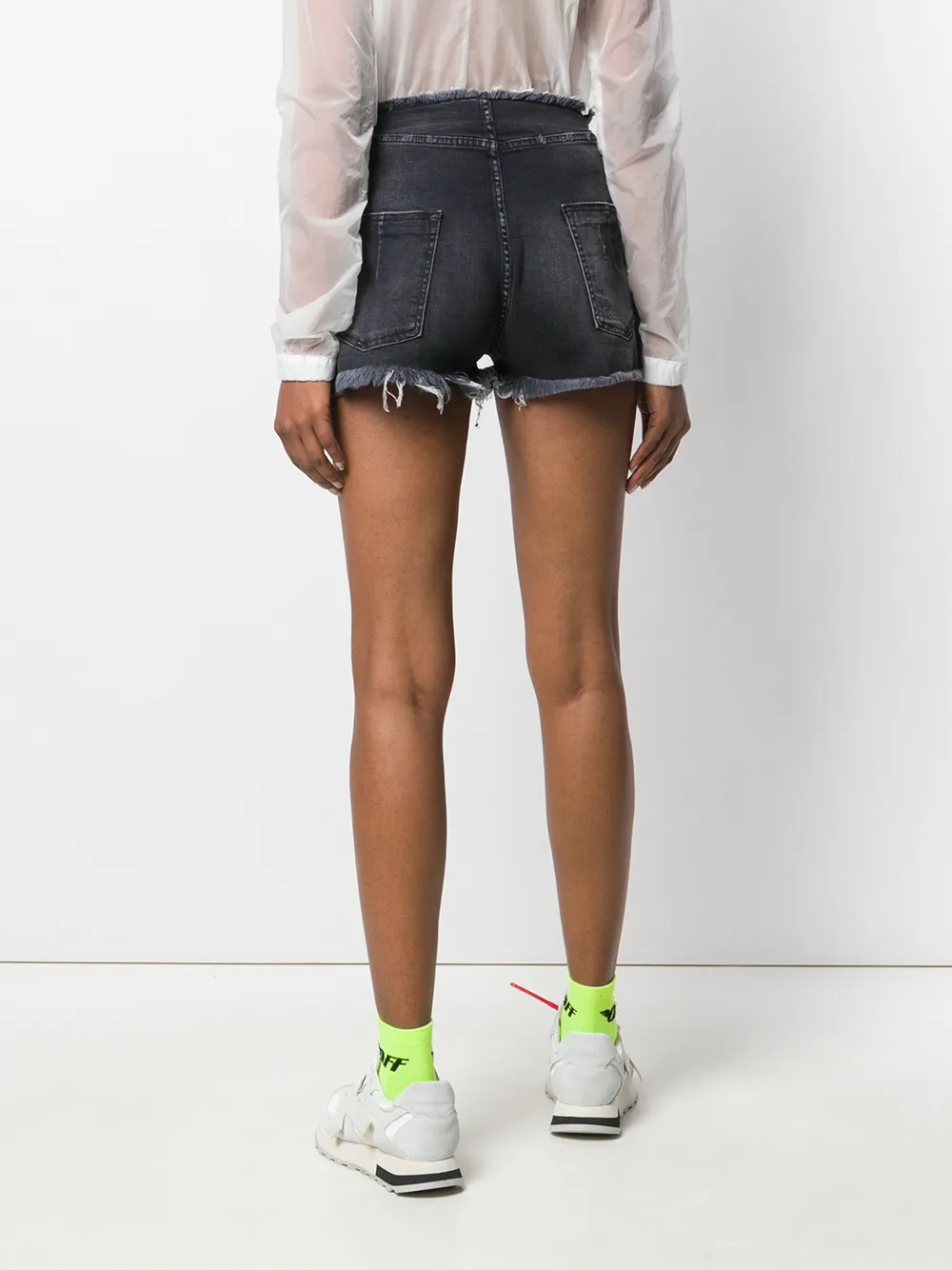 UNRAVEL PROJECT Denim shorts Zwart