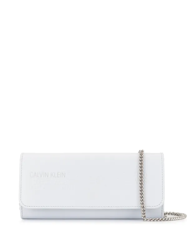 white chain clutch bag