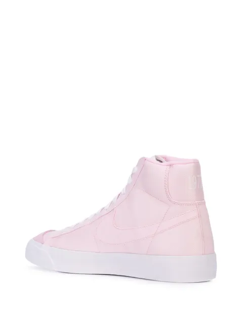 pink nike mid 77
