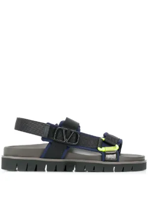 farfetch valentino sandals