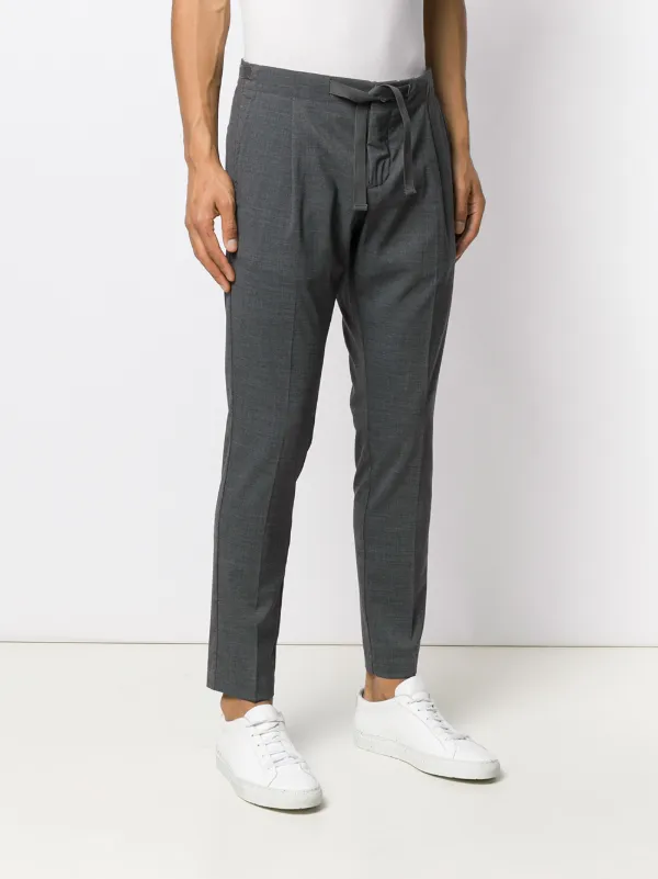 イッセイ:entre amis ダークグレー スラックス Entre Amis Micro Pleats Tailored Trousers | Grey | FARFETCH ID