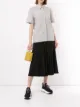 الصورة 2 من Chanel Pre-Owned قميص مخطط بأكمام قصيرة وشعار