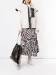 الصورة 2 من 3.1 Phillip Lim حقيبة عملية كبيرة برباط وكسرات
