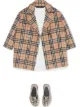 الصورة 2 من Burberry Kids معطف بكاروهات كلاسيكية وصفي أزرار