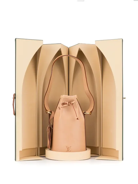 Louis Vuitton  Farfetch.Portal.Infrastructure.CrossCutting.ExperienceWebGateway.Variation.TextDescription  - Farfetch