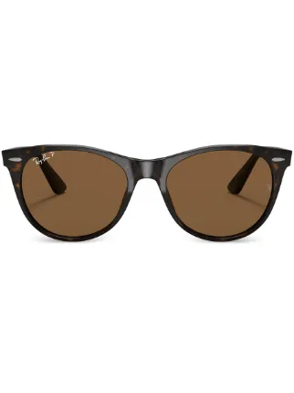 Ray-Ban