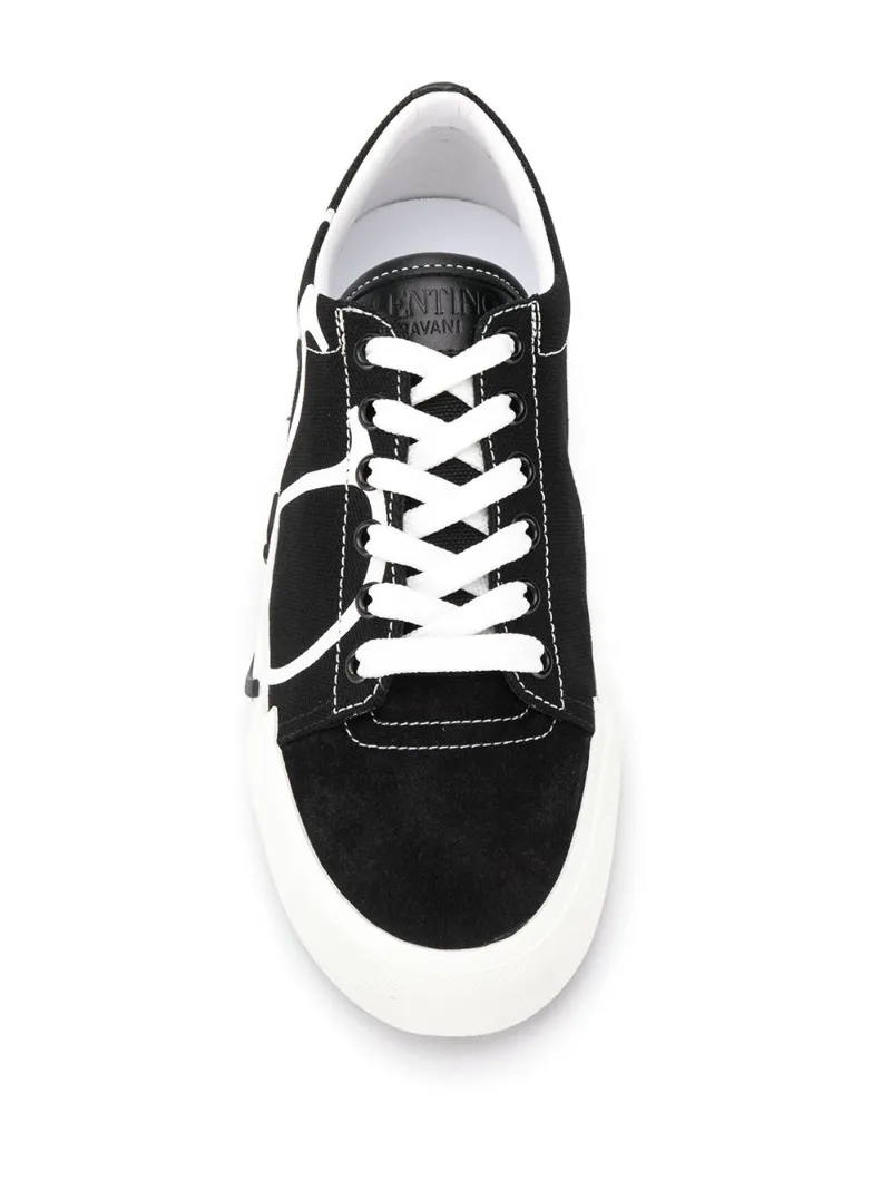 valentino tricks sneaker