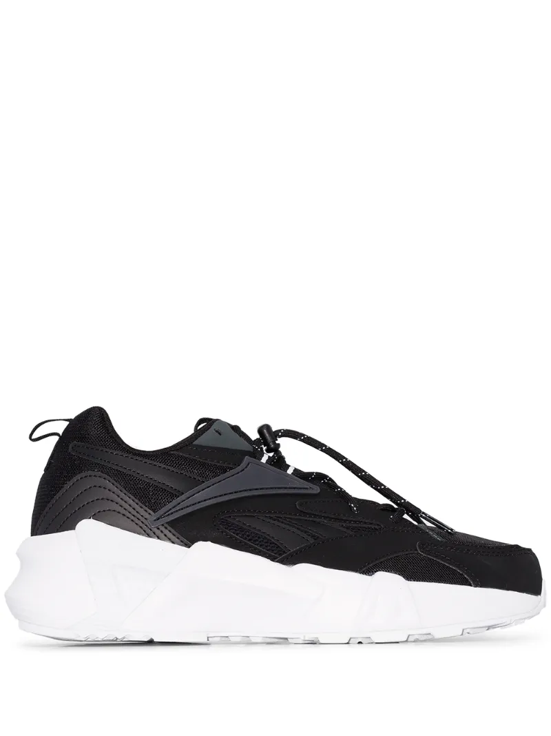 Reebok Sneakers REEBOK AZTREK CHUNKY SNEAKERS - BLACK