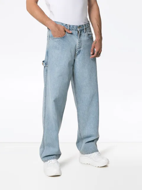 baggy jeans with yeezys