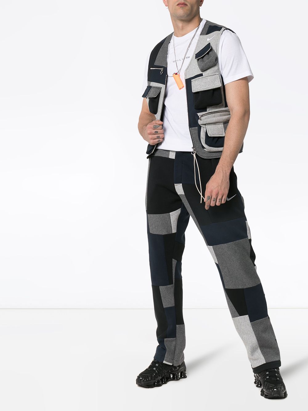 фото clothsurgeon спортивные брюки из деконструированных вещей Nike