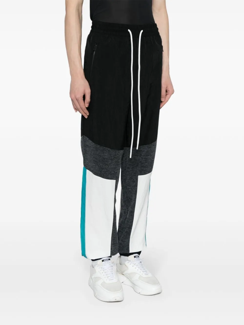 God's Masterful Children Sporthose mit geometrischen Einsätzen | Image 6