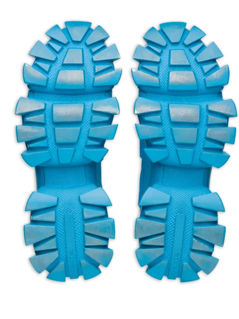 blue prada cloudbust