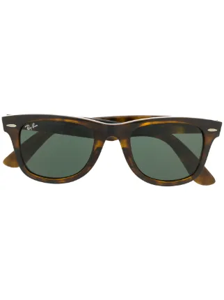 Ray-Ban