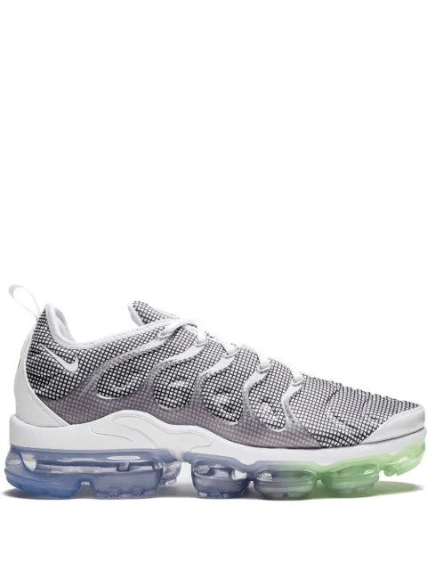 Nike Air Vapormax Plus sneakers