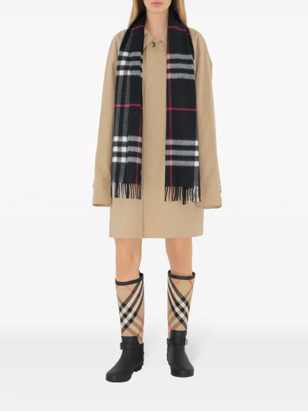 Burberry Fringed Check Cashmere Scarf | Blue | FARFETCH