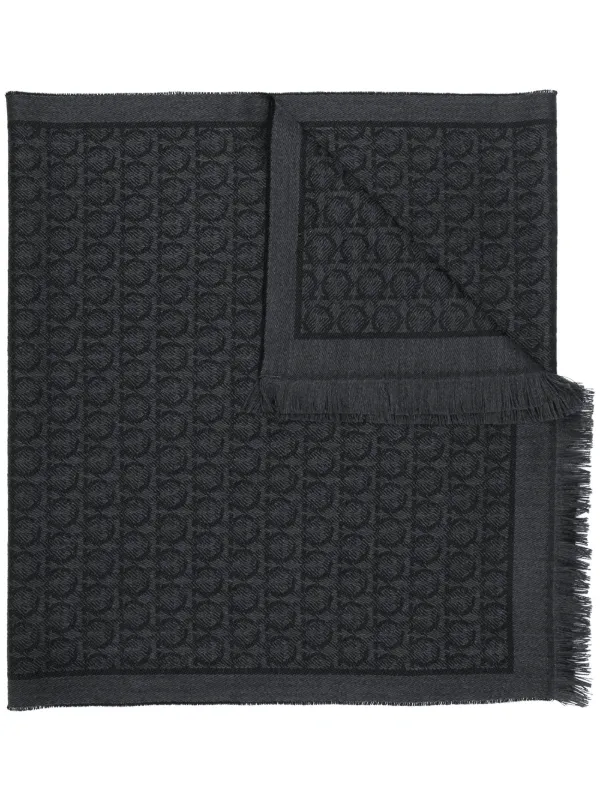 【関税&送料込】Ferragamo Scarfs Black 14084989_18500973_600.jpg