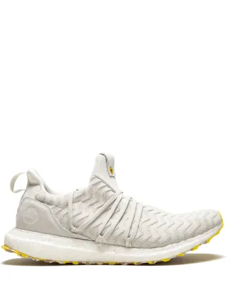 ultra boost x akog