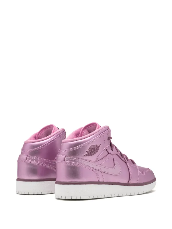 Pink metallic jordan clearance 1