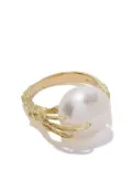 Wouters & Hendrix Gold 18kt gold claw pearl ring