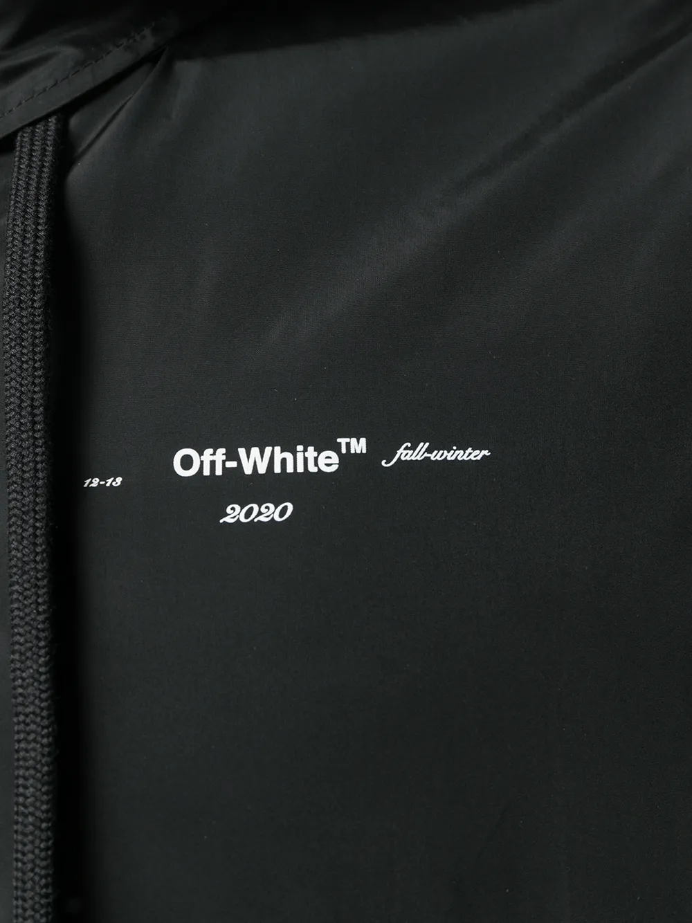 Off-White Regenjack met capuchon Zwart