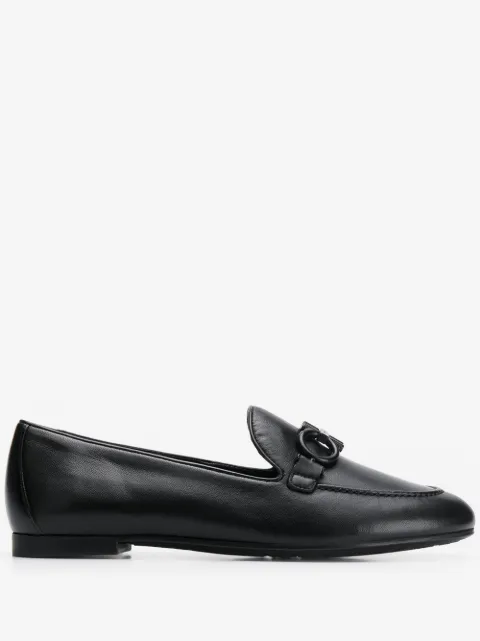Ferragamo mocasines con detalle de hebilla