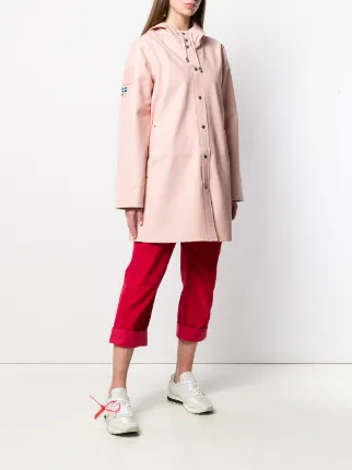 Stutterheim x Marc Jacobs The Raincoat外套展示图