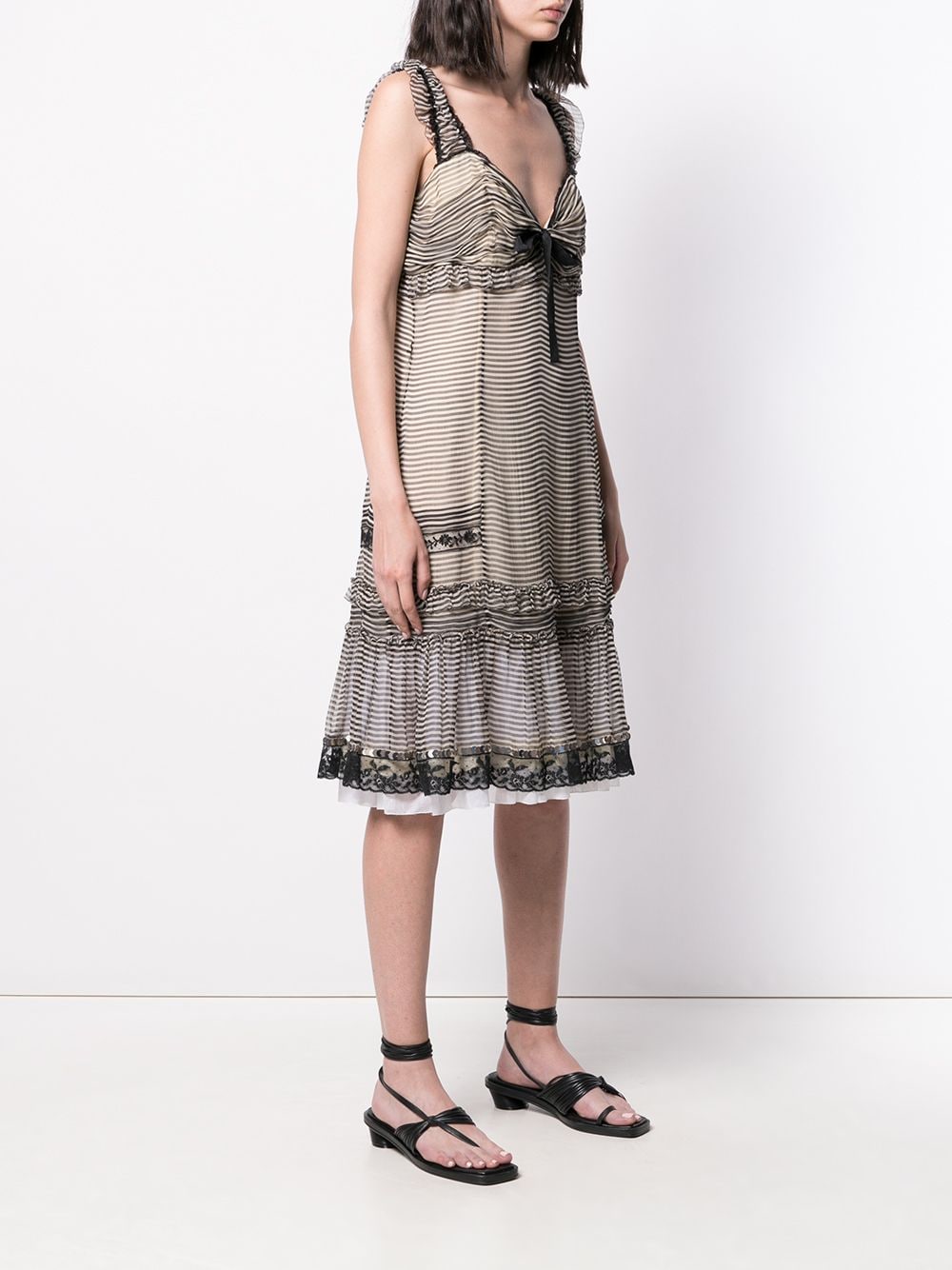 фото Prada pre-owned платье в полоску со сборками