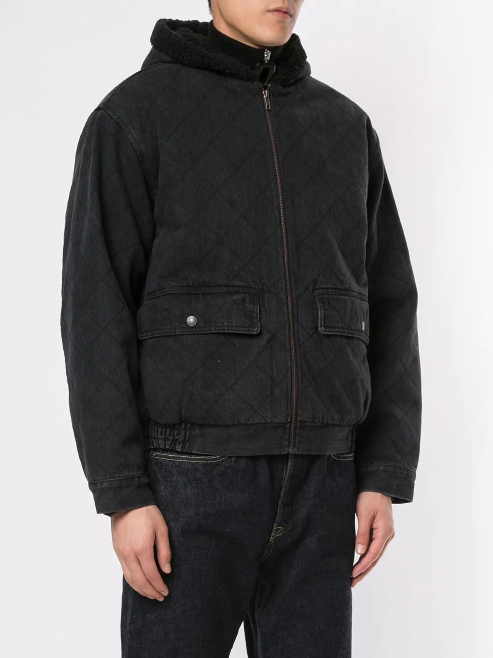 фото Supreme куртка с капюшоном и логотипом