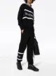 الصورة 2 من Givenchy بنطال رياضي بشعار كبير مطرز