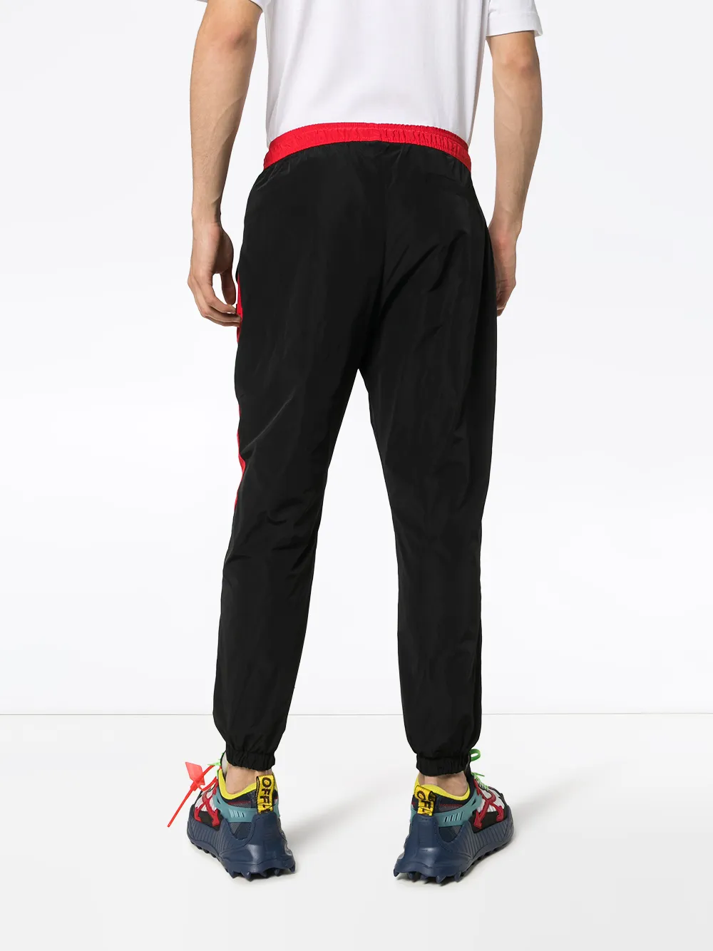 COUNTY OF MILAN Joggingbroek met patch Zwart