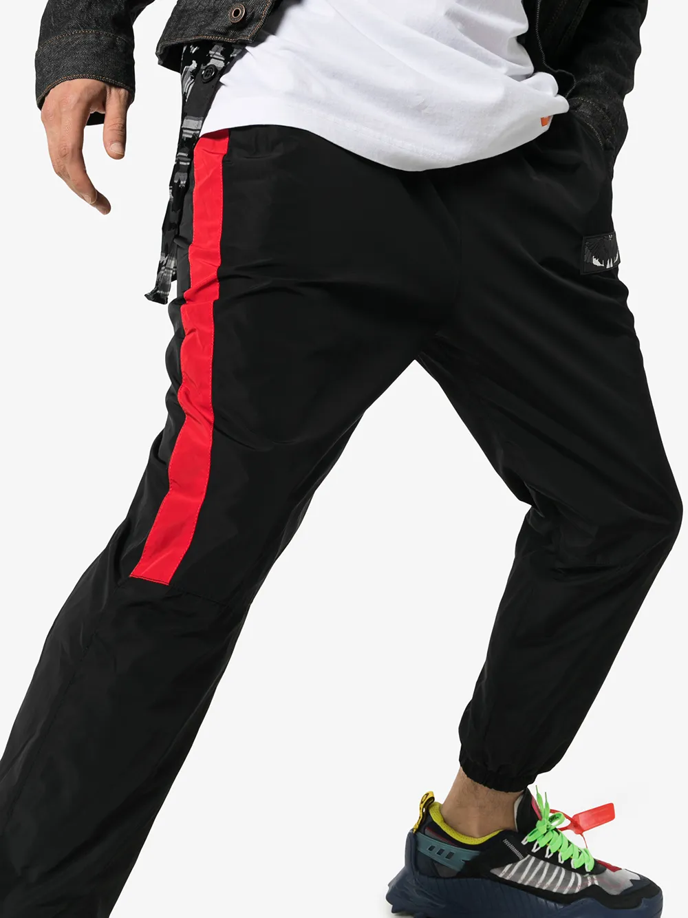 COUNTY OF MILAN Joggingbroek met patch Zwart