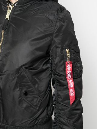 hooded bomber jacket展示图