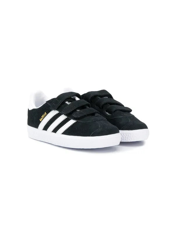 kids black adidas sneakers