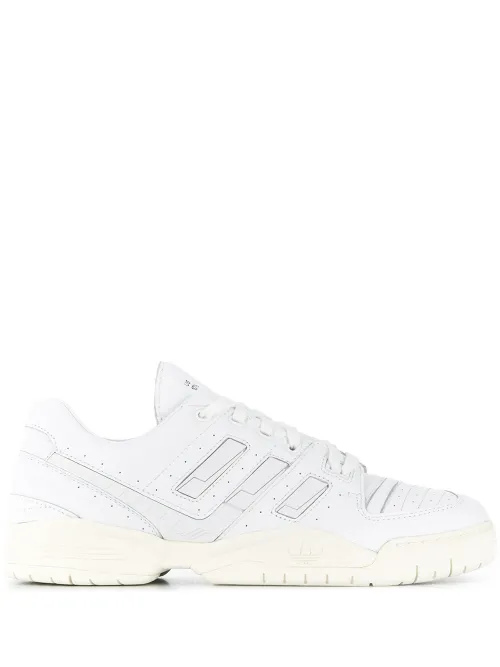 Baskets à design perforé - adidas - Modalova